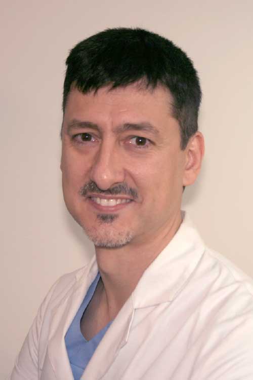 Dr. Pablo González